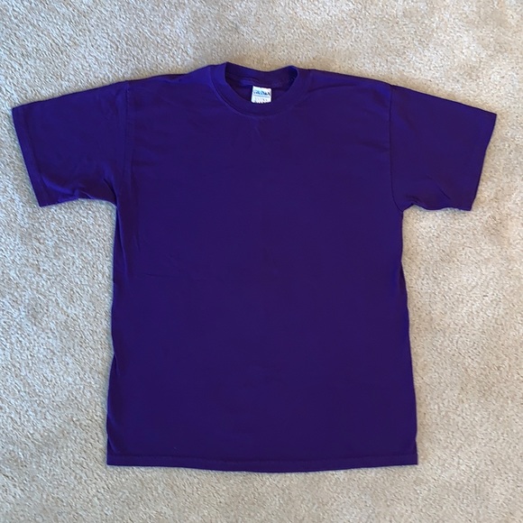 Mens T-shirt, Size Medium, Purple - Picture 1 of 7